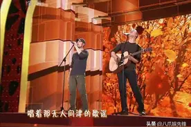 55岁王旭重回工地，戴安全帽汗流浃背，旭日阳刚没落真不怪汪峰图片