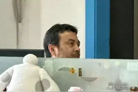 我不信，49岁的汪涵就这样惨淡收场，如同一开始就没来过图片