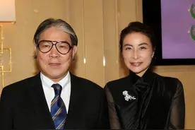 朱玲玲与霍震霆离婚为何不抢一分家产？这手段可比梁安琪高明太多图片