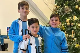 梅西三个儿子，老大霸总，老二黑粉，老三小奶瓶，坦言想生女儿图片