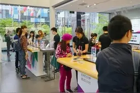 避坑！手机店销售员套路大揭秘：看懂这些，买手机的时候避免吃亏图片