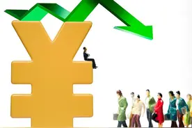 我妈银行存款60万，每月领利息2425元，一番话让我醒悟图片