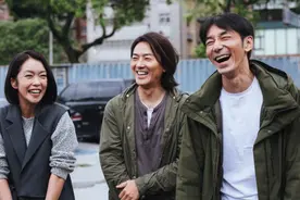 9年过去了，被称为香港唐三藏、娶了蒙嘉慧的郑伊健怎么样了？图片