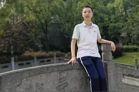 高考成绩出炉！祝贺襄阳学子考出好成绩！图片