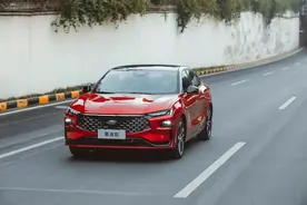 秒杀德系一众B级车！蒙迪欧2022款Ecoboost245豪华型为何这么能打图片