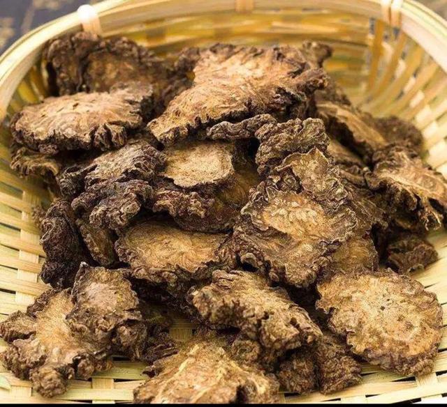 头晕还在用天麻炖鸡吗？猪脑补人脑，效果也不错