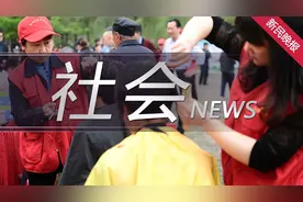 女高中生上学路上丢失手表和门禁卡 民警帮她找回失物图片