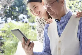 60岁之后，出现这些征兆，是时来运转的迹象图片