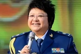 中国演艺圈，军衔大得吓人的5位明星，个个深藏不露，你认识几位图片