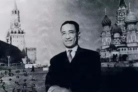 时代动荡下的家国情怀：浅析影片《一江春水向东流》图片