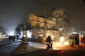 巴基斯坦危机正在加剧：全国拉闸限电，外汇即将告罄图片