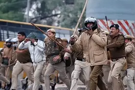 巴铁：中国再不拔刀相助，印度就要打到家门口图片