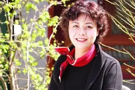 作家铁凝：将插队生活当“淬火”，50岁初婚，她与丈夫幸福吗？图片