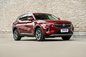 昂科威S 552T：紧凑型SUV的预算买中型SUV？211马力+9AT图片