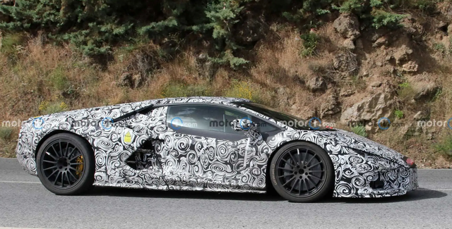 新车 | 蛮牛最后的V12超跑 兰博基尼Invencible、Autentica官图发布