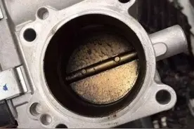 汽车节气门要不要洗？老师傅分享经验，简单实用图片