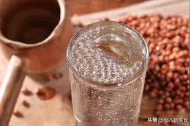 甄别纯粮酒最简单的方法，读懂三个记号，学会了可放心饮用图片