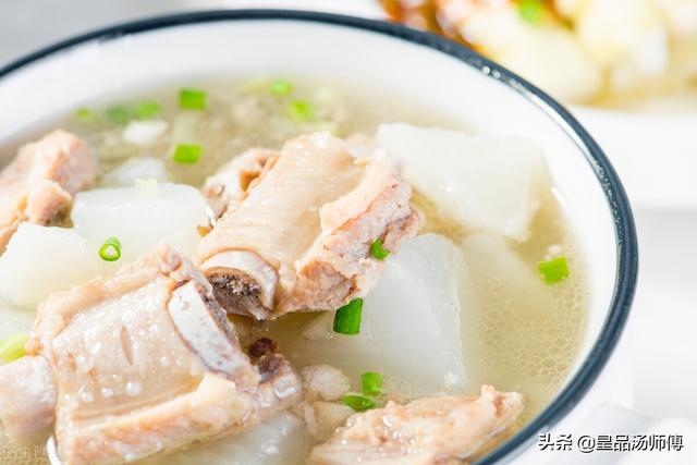 白汤的意思白汤的意思是什么（什么是高汤有多少种类高汤怎么做）