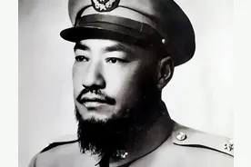 民国恶贯满盈的军阀头子，荒淫无度强抢姐妹花，难以启齿的嗜好！图片