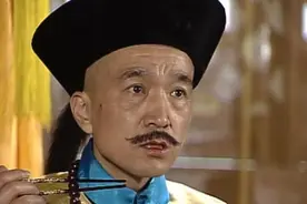 乾隆让刘墉跳河自尽，刘墉却回家洗了个澡才跳河，事后才知其高明图片