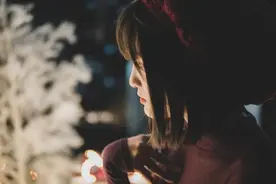 征服女人的关键：撩心图片