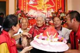 中国那么多水果，为什么桃子成为长寿的象征？这当中又有什么典故图片