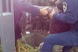 两分钟！无锡退役军人跳井托举救起九旬老人图片