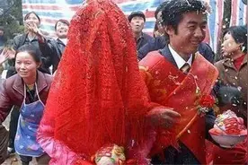 彩礼之争：福建准丈母娘开出18万元清单，引起社会广泛讨论图片