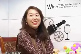 47岁女子相亲61岁男子，交谈后，女方:满意了图片
