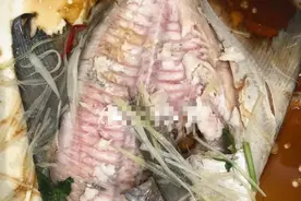 婚宴上鲳鱼肉发红 涉事酒店愿退4000元图片