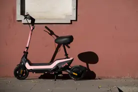 九号UiFi Pro体验：会是女生青睐的轻便载具吗？图片