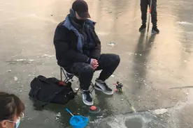 冬天野钓的别急着封竿，给你支几招，钓不到鱼捶我图片