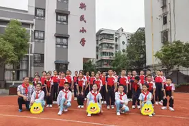 为着理想勇敢前进——六一抒怀图片