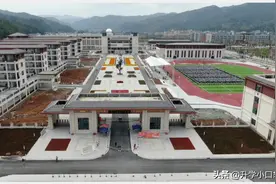 湖北金太阳高三联考，25所高中一本率出炉，利川一中上线率65%图片