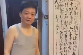 60岁崔永元罕露面苍老难认，家中拥挤堆杂物，首回应穷得揭不开锅图片