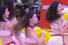 CBA广东蓝球，拉拉队美女宝贝一个比一个漂亮图片