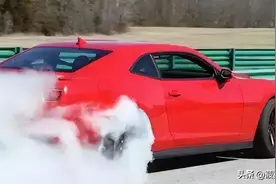 弹射起步是什么意思？偶尔弹射起步伤车吗？图片