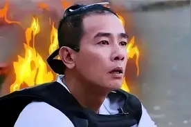 “山鸡哥”陈小春：世人皆知的古惑大哥，凭什么教出一个暖男儿子图片