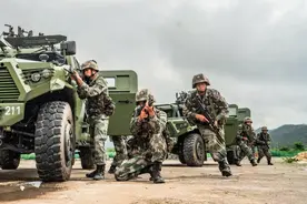 给俄军空降一个中国合成旅装备，会扭转乌克兰战场战局吗图片