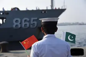 中巴联合海上军演，三大动向，一个细节图片