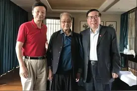 叶永烈 采写《1978:中国命运大转折》 下图片