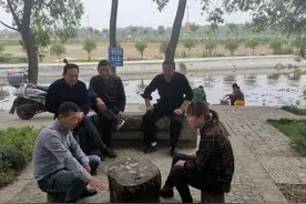 故事:湖南"女酒神"千杯不醉,1天10两不能断,白酒当茶,啤酒刷牙图片