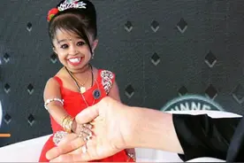 身高62厘米、体重12斤，世界最矮女性震撼人生曝光！打破极限命运图片