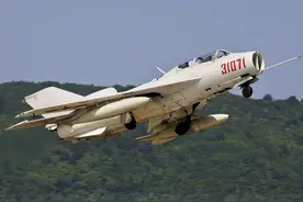 1998年不明空情事件：空军载弹追击UFO，飞行员曾请示是否开火图片