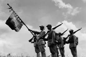 美军普及了瞄准镜，解放军步枪却很少装瞄准镜，这是为何？图片