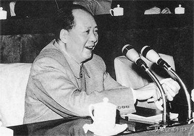 左倾和右倾的定义是什么（什么叫左倾什么叫右倾毛主席这2个例子绝了）