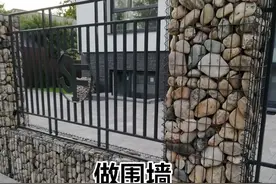 搬石头回家做围墙，又省下一笔装修的钱，院子就这样简简单单搞定图片