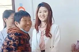 大衣哥儿媳详细信息公开：妈妈和媒婆现身，陈萌是本科毕业生图片