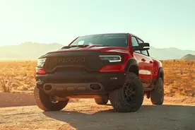 豪华实用，霸气越野！道奇霸王龙皮卡车全方位解析！图片