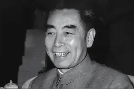 西方记者刁难：你可见过世界最漂亮的女人？周总理睿智回答：见过图片